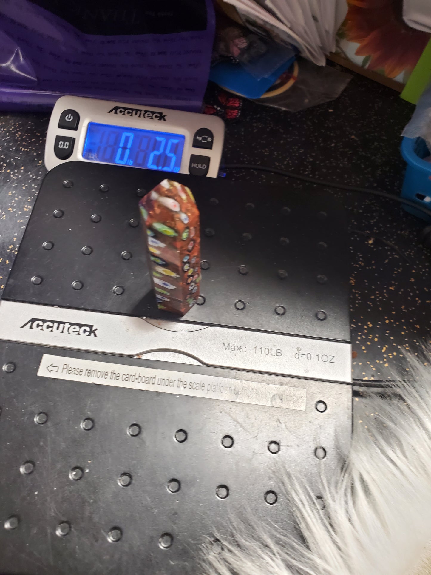 Golden sandstone point