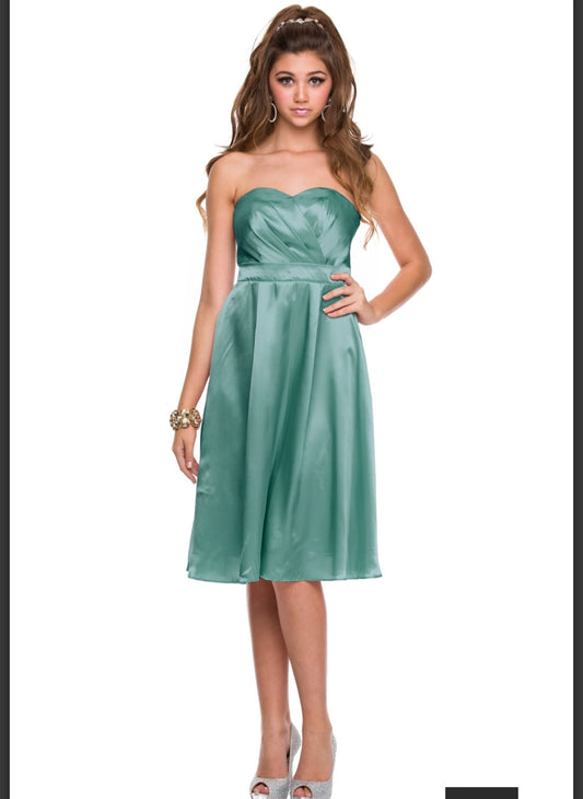 Noxabel green dress