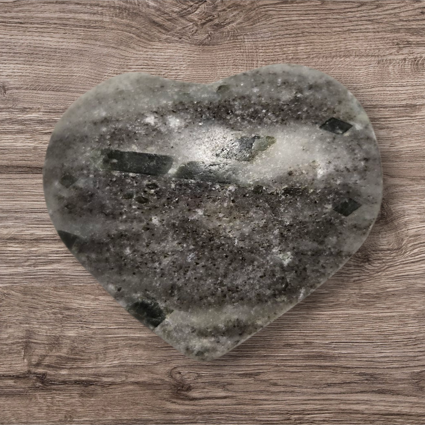 Epidote albite heart