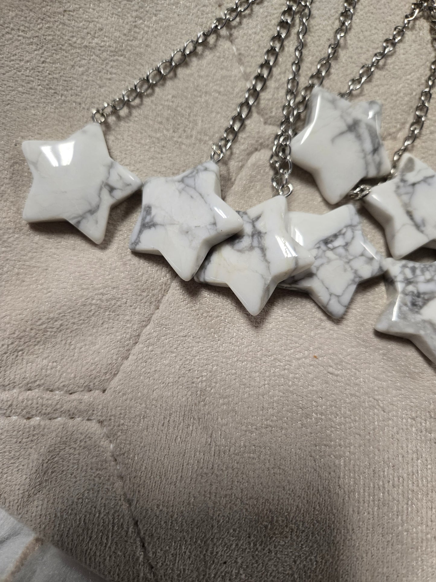 White howlite star tea diffuser