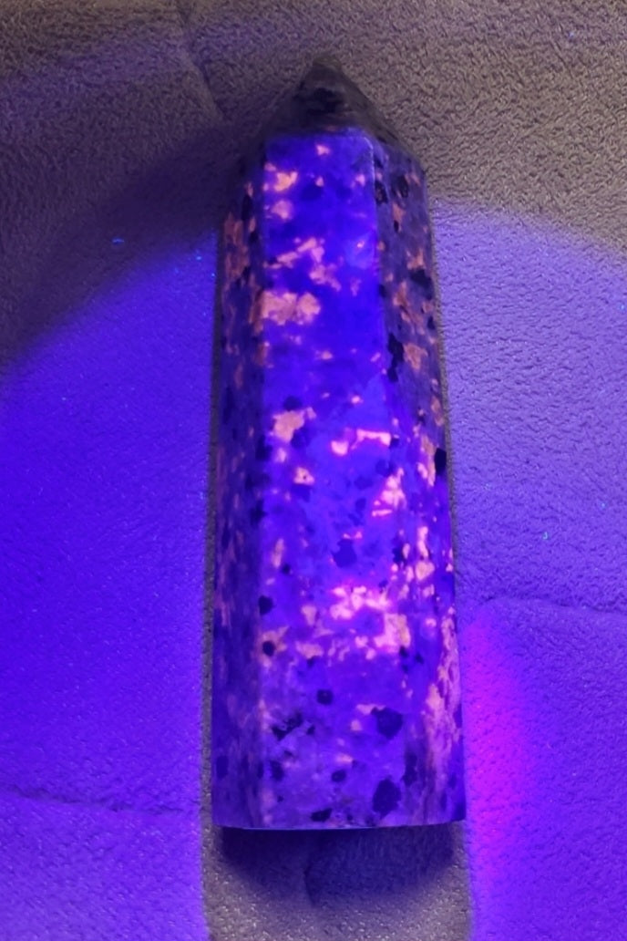 Yooperlite point