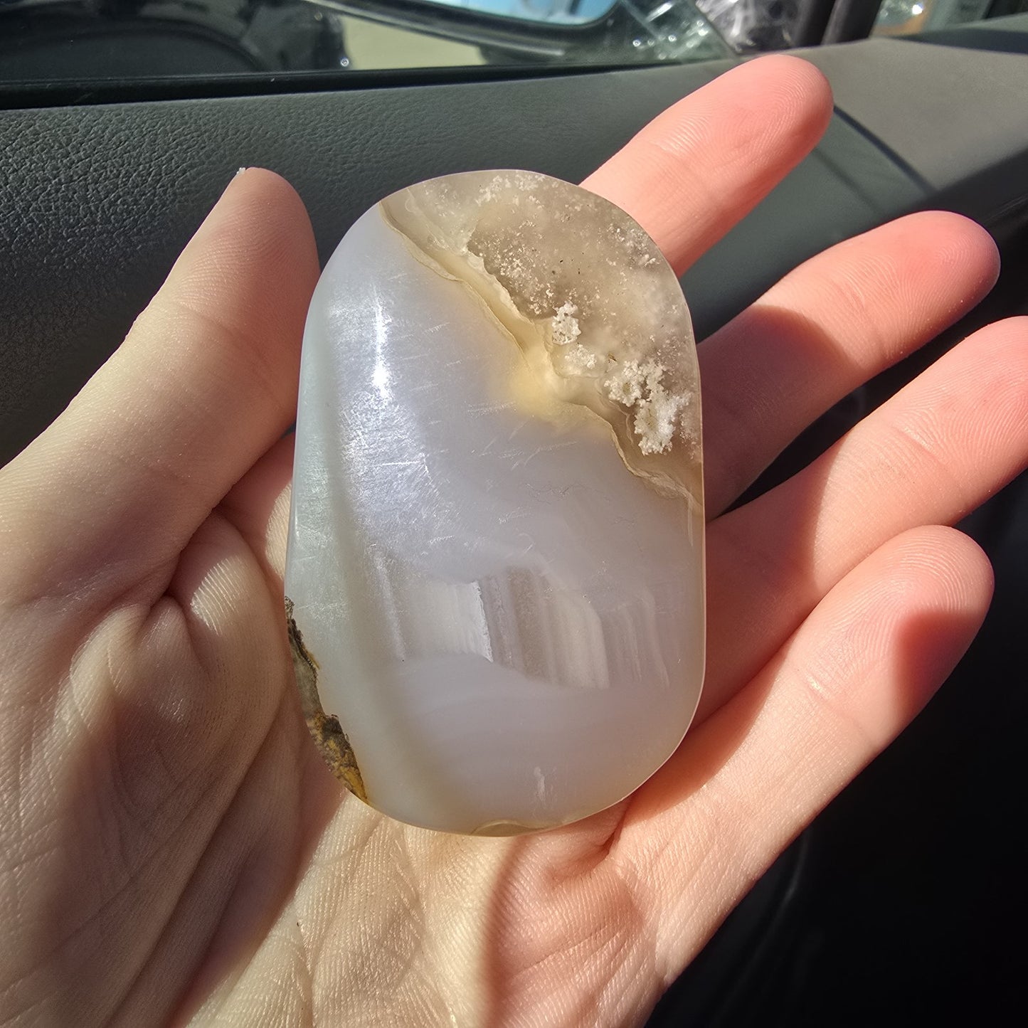 Flower Agate Crystal Palm Stone