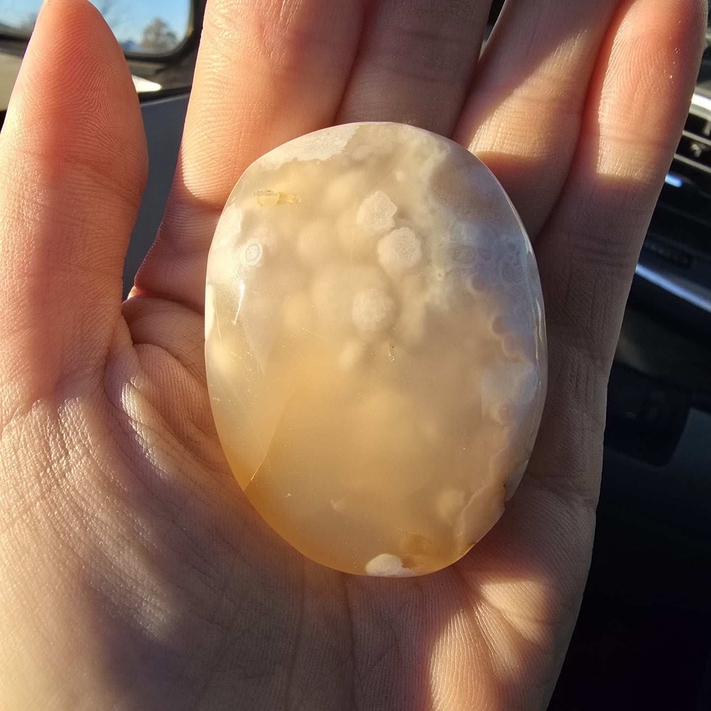 Flower Agate Crystal Palm Stone