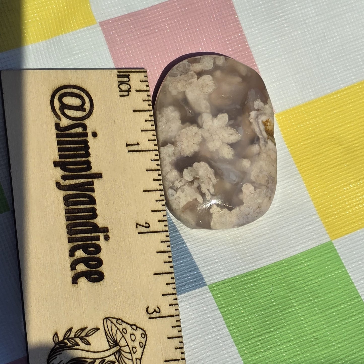 Flower Agate Crystal Palm Stone