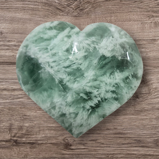 Feather flourite heart