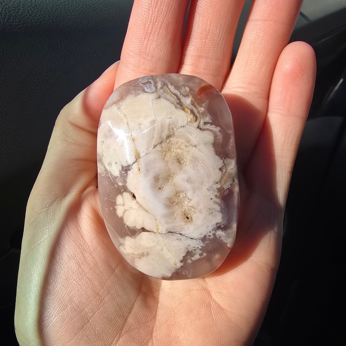 Flower Agate Crystal Palm Stone