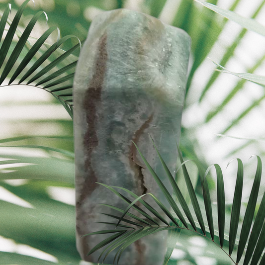Caribbean calcite point