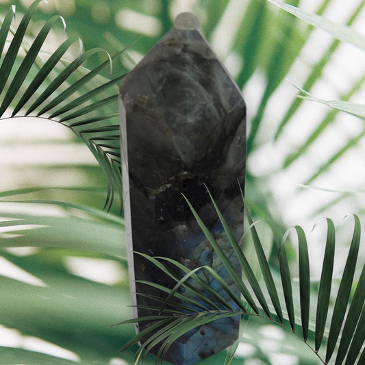 Labradorite point