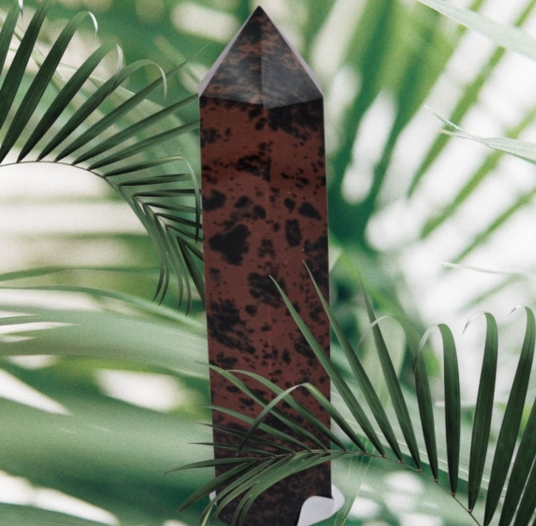 Mahogany jasper point