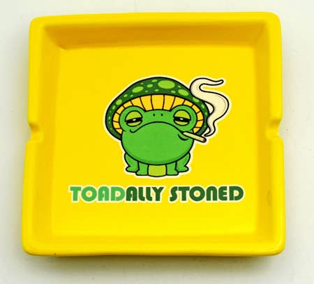 Toadally stoned ashtray
